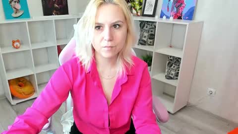 mary__bailey online show from 02/01/25, 12:51