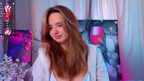 mary_broks online show from 11/18/25, 07:02