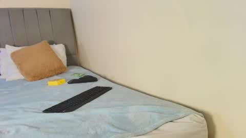mary_cute9 online show from 04/28/26, 11:59