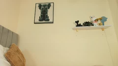 mary_cute9 online show from 06/01/26, 12:07