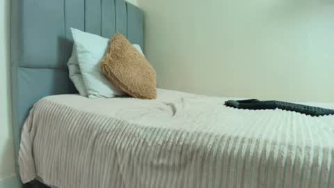 mary_cute9 online show from 07/24/26, 12:14
