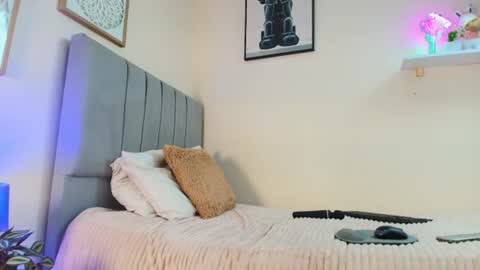 mary_cute9 online show from 07/28/26, 03:13