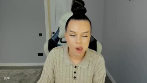 mary_jain13 online show from 10/08/25, 08:34