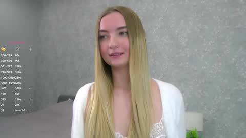 Snapshot of mary_laand chatting on 11/05/25, 08:36 Mary . online show from 11/05/25, 08:36