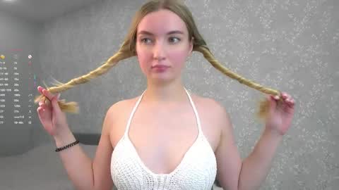 Snapshot of mary_laand chatting on 12/04/25, 10:57 Mary . online show from 12/04/25, 10:57