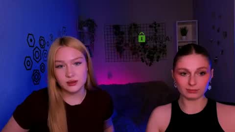 Mary online show from 05/01/26, 07:07