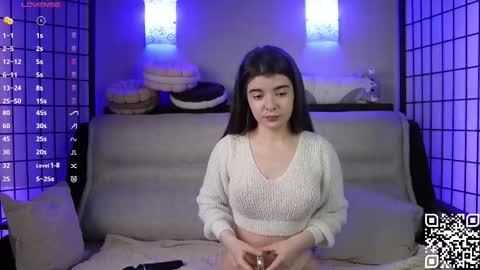Snapshot of mary_shake chatting on 12/17/25, 07:53 Mary online show from 12/17/25, 07:53