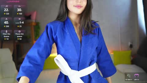 Snapshot of mary_shiota chatting on 01/22/25, 04:44 HelIo  Everyone Im MaryWelcome  to my room and  lets have  a good  time  together with me   online show from 01/22/25, 04:44