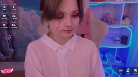 Snapshot of mary_u chatting on 10/31/25, 03:07 Ur Mary online show from 10/31/25, 03:07