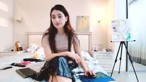 Snapshot of marya442004 chatting on 11/28/25, 01:47 marya442004 online show from 11/28/25, 01:47