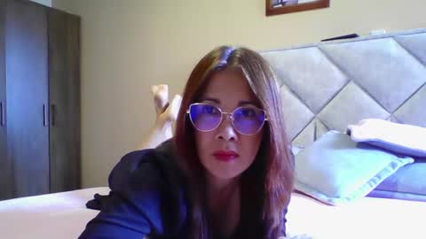 Engracia online show from 06/15/26, 04:53