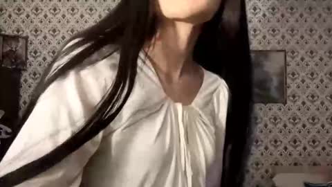 Sofia online show from 11/27/25, 02:41