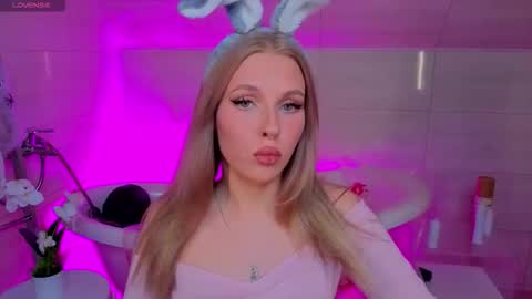 Maryana online show from 10/29/25, 03:53