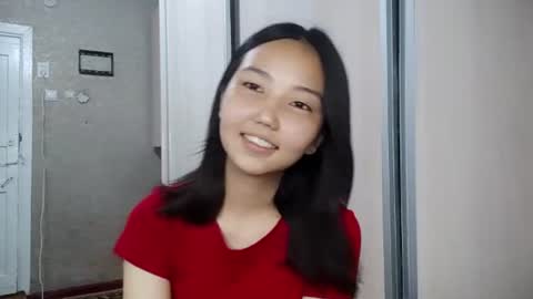 Snapshot of marybellegalaviz chatting on 07/01/26, 12:07 Lily online show from 07/01/26, 12:07
