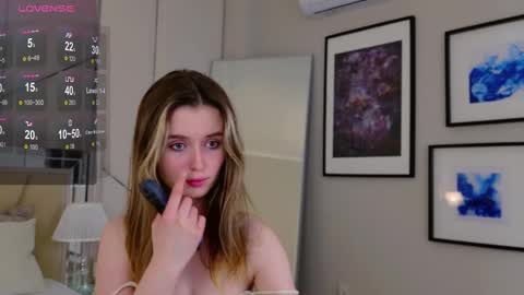 Snapshot of marybeth_snow chatting on 03/11/25, 05:13 Marybeth online show from 03/11/25, 05:13