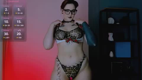 Mary online show from 10/19/25, 05:52