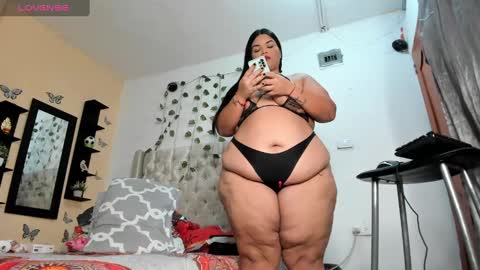 Marycurvy online show from 01/12/25, 02:14