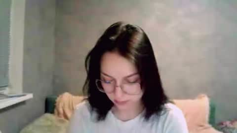 Snapshot of maryellensiewert chatting on 12/04/25, 08:17 Stephie online show from 12/04/25, 08:17