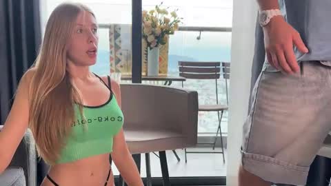 Snapshot of marygi chatting on 10/21/25, 04:35 Telegram - FlyingDutchmana online show from 10/21/25, 04:35