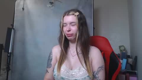 maryh0tlove online show from 07/07/26, 12:31