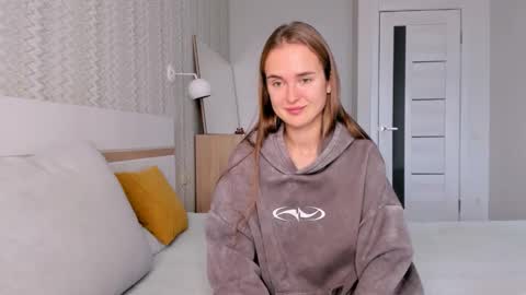 Mari online show from 11/03/25, 08:15