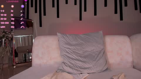  Mary  online show from 01/08/25, 05:37