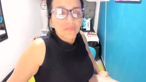 Marylin online show from 12/13/24, 09:02