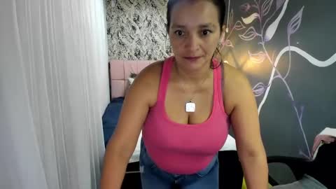 Marylin online show from 03/04/25, 07:32