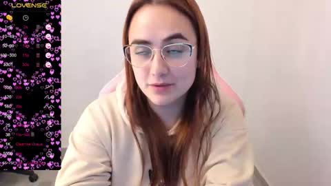 Dulce Maria online show from 03/04/25, 06:47
