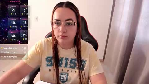 Dulce Maria online show from 11/21/25, 09:24