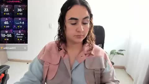 Dulce Maria online show from 07/22/26, 06:32