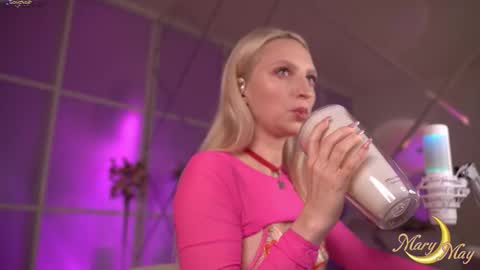 Mary online show from 09/21/25, 04:25