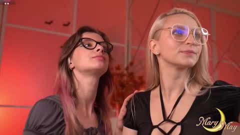 Mary online show from 11/28/25, 04:04