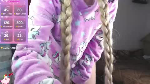 Snapshot of marylyrose chatting on 04/21/26, 12:45 maryly rose online show from 04/21/26, 12:45