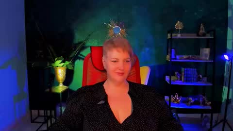 Snapshot of marymogan chatting on 11/07/25, 08:47 marymogan online show from 11/07/25, 08:47