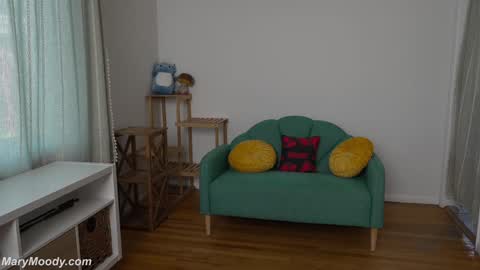 Mary Moody online show from 10/04/25, 11:58