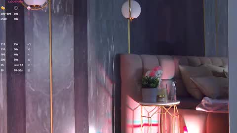 Mary online show from 10/01/25, 05:08