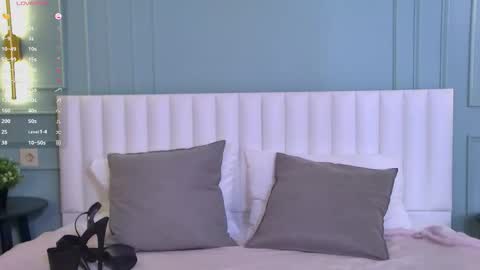 Mary online show from 10/02/25, 04:25