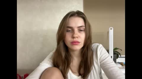 Snapshot of maryyourr chatting on 12/13/25, 09:42 MaryYourr online show from 12/13/25, 09:42