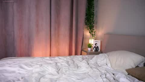 Sunny online show from 06/11/26, 12:32