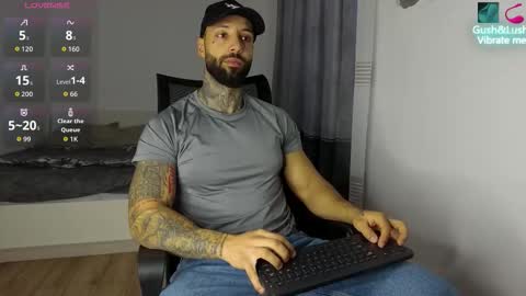 masculineguy69 online show from 10/18/25, 04:48