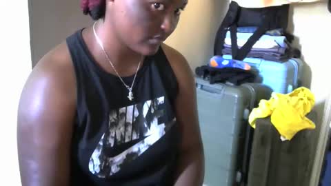 Cate online show from 11/05/25, 07:41