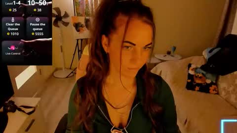 Masha online show from 09/21/25, 11:23