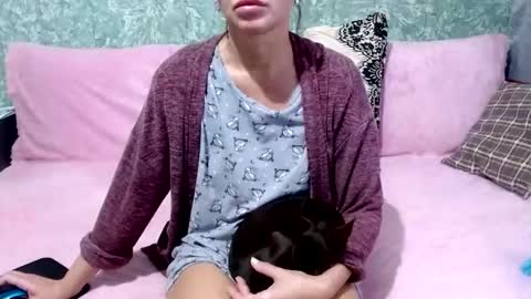 masha_2023 online show from 10/14/25, 12:00