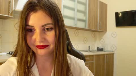 Snapshot of masha_queen chatting on 01/06/25, 10:15 Masha online show from 01/06/25, 10:15