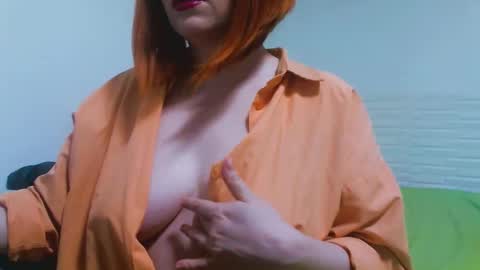 Snapshot of mashaforever7 chatting on 09/21/25, 08:49 mashaforever7 online show from 09/21/25, 08:49