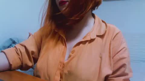 Snapshot of mashaforever7 chatting on 10/18/25, 02:36 mashaforever7 online show from 10/18/25, 02:36