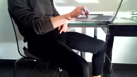 Snapshot of mask07 chatting on 12/08/24, 08:36 Mask07 online show from 12/08/24, 08:36