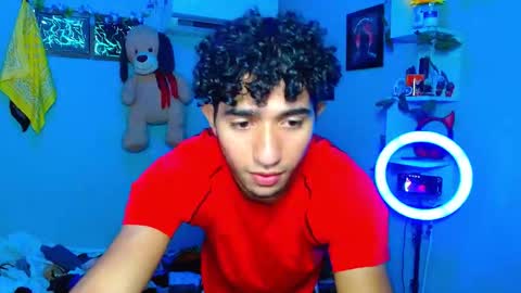 mask_david online show from 10/31/25, 05:25