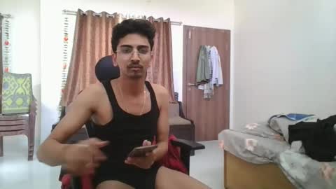 maskboyz2003 online show from 01/22/25, 10:07